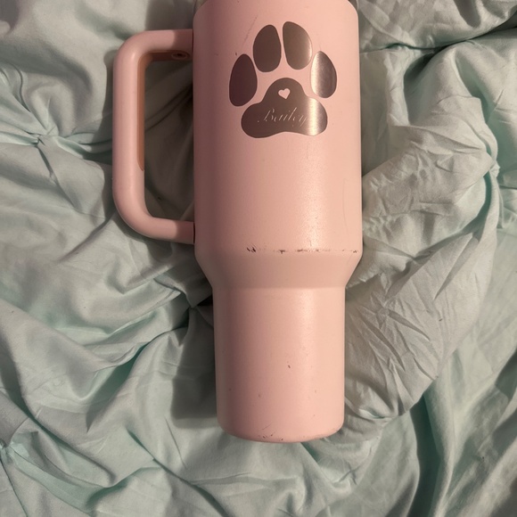 Stanley pink 40 oz a little damaged has a dog print that says Bailey - Picture 2 of 5